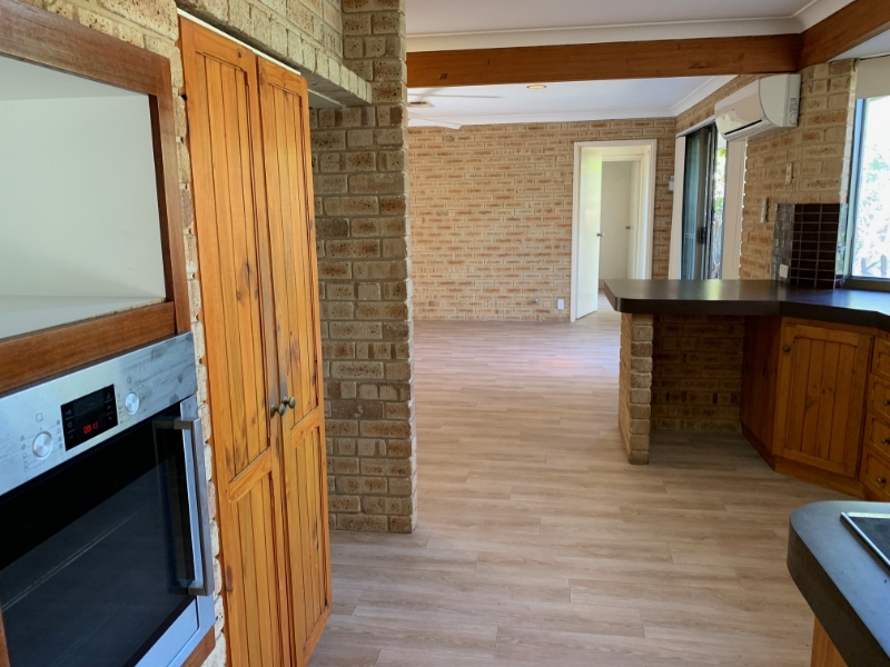 15 Golders Green Lane, Kingsley House for rent Listed by Julia Poulet