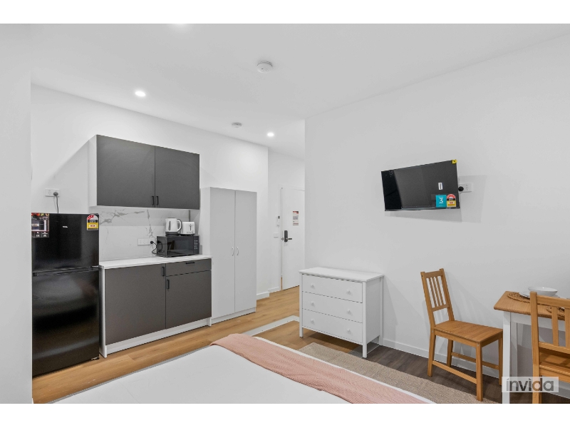 Multiple Rooms Available! Private Suite Style Rooms, Own Ensuite & Kitchenette. Power, Water & Internet Included! Move In Ready. image 2