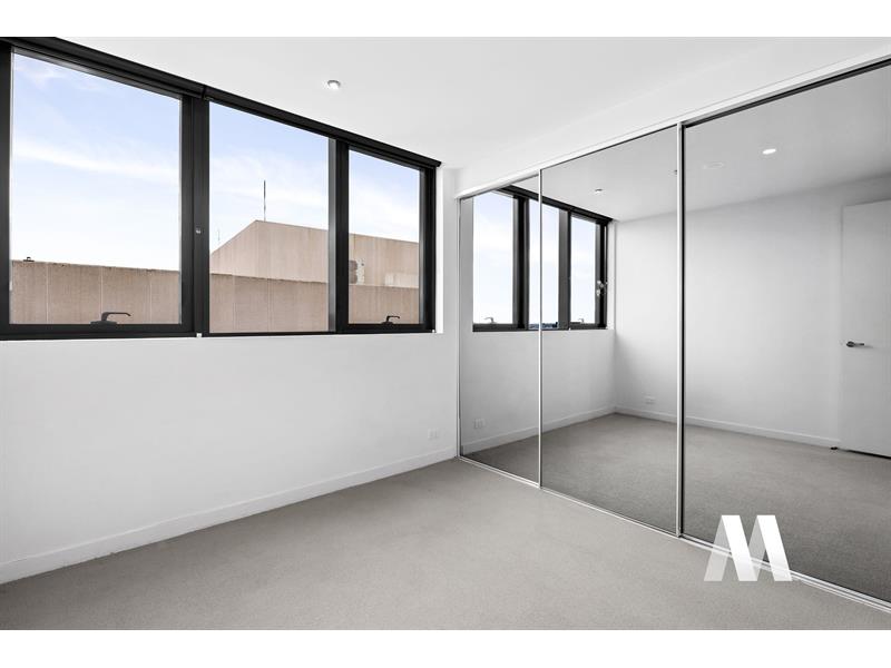 2512/50 Albert Road, South Melbourne Apartment for rent Listed by of