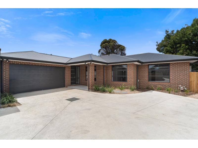 1/16 Feltham Street Pearcedale VIC 3912