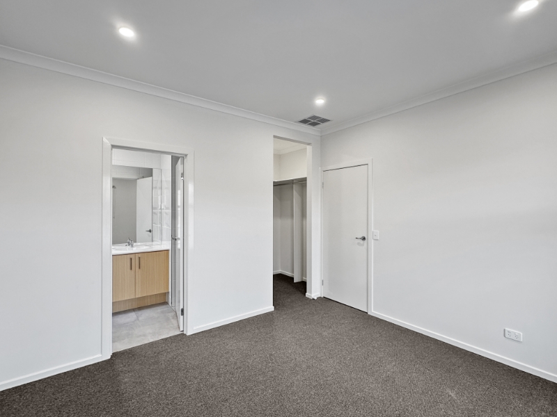 7 Nuggetty Lane, Eynesbury House for rent Listed by Terry King of Leap Real Estate & TenantApp