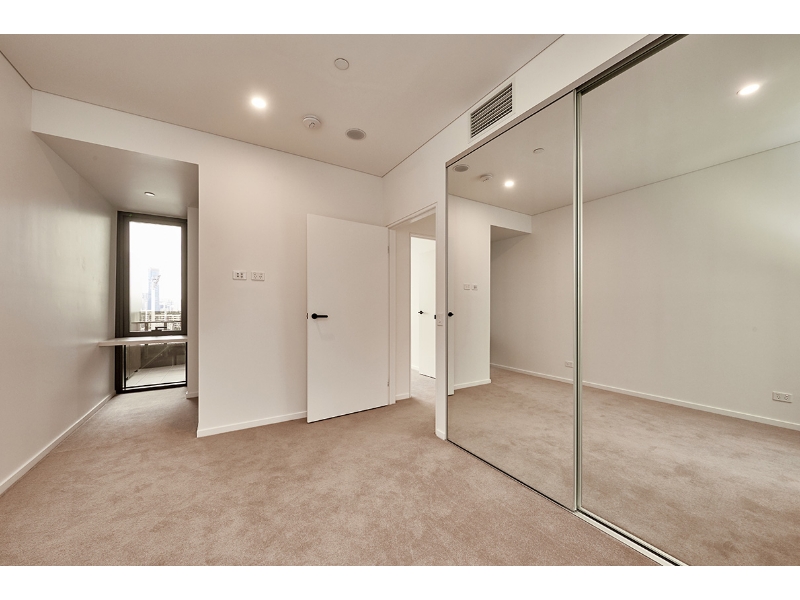 1803/62 Logan Road, Woolloongabba Apartment for rent Listed by Aria