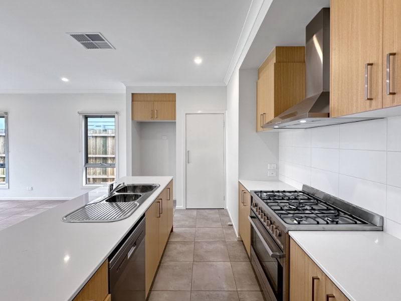 7 Nuggetty Lane, Eynesbury House for rent Listed by Terry King of Leap Real Estate & TenantApp