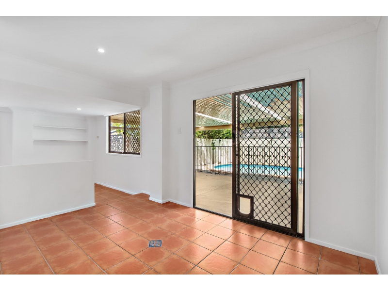 59 Open Drive, Arundel House for rent Listed by Nicholas De Rosa of