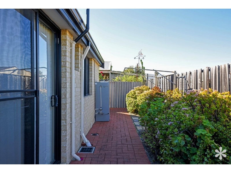 61C Corbel St, Shelley Apartment for rent Listed by Leasing Services