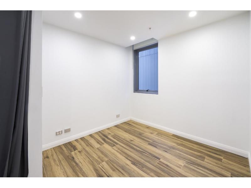 237/84 Epsom Road, Zetland Apartment for rent Listed by Tabi Yazdi of