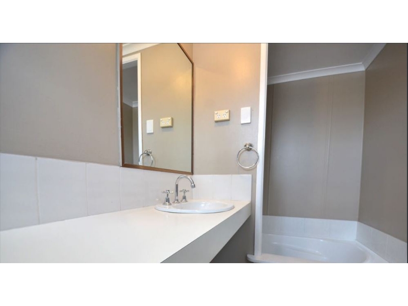 124 Queensport Road, Murarrie House for rent Listed by Summer