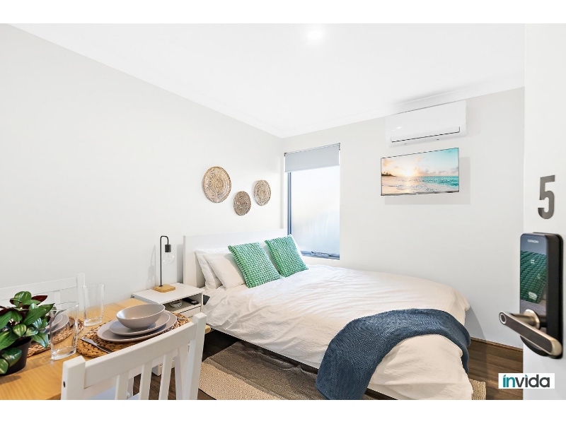 Stylish Rooms with Private Ensuite in Purpose...