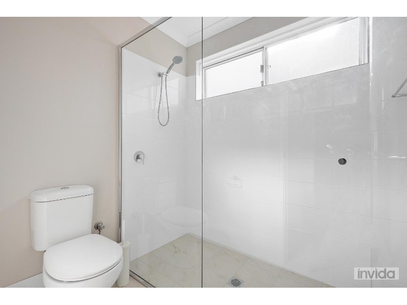 Private, Locakable, Bright Room In A Brand New Built Shared House Near The Coast. image 3