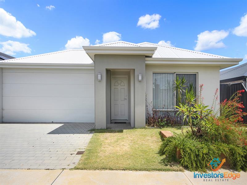 12 Claymore Place, Piara Waters House for rent Listed by Kylie Aquino
