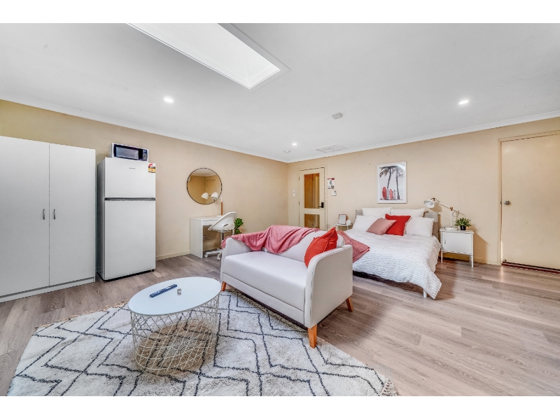 R5/41 Arthur Way, ORMEAU Apartment for rent Listed by Yvette Wright of Invida Property