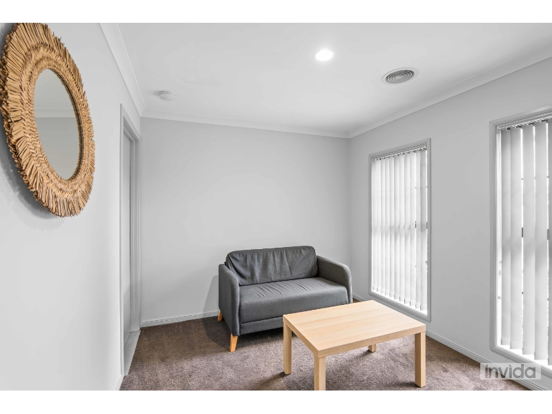 APPLY TODAY AND RECEIVE 1 WEEK FREE RENT! PRIVATE, LOCKABLE ENSUITE ROOM - WI - FI and UTILITIES INCLUDED IN RENT! image 7