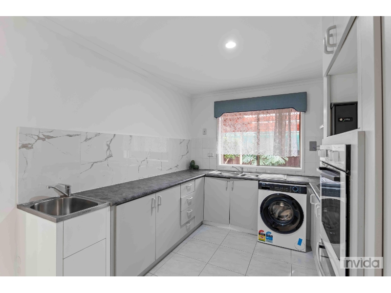 Independent Living Without Breaking The Bank! Private, Lockable Room Wi - Fi & Utilities Included In Rent! image 6