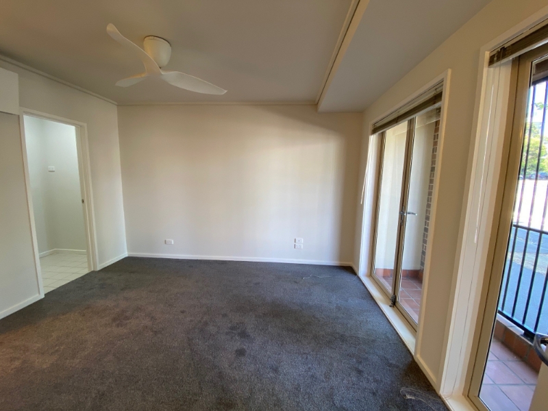 1/415 Abbotsford Street, North Melbourne Apartment for rent Listed by