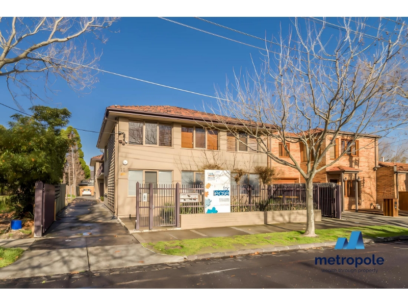 6/16 Joyce Street ELWOOD VIC 3184