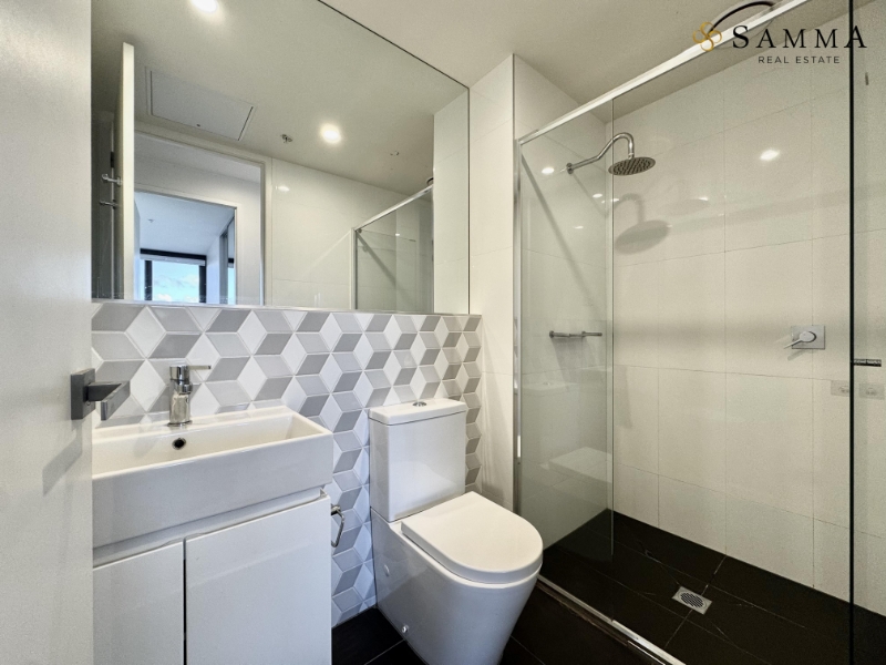 Stunning Two-Bedroom Apartment in Hawthorn – Modern Living with Ultimate Convenience at Your Doorstep