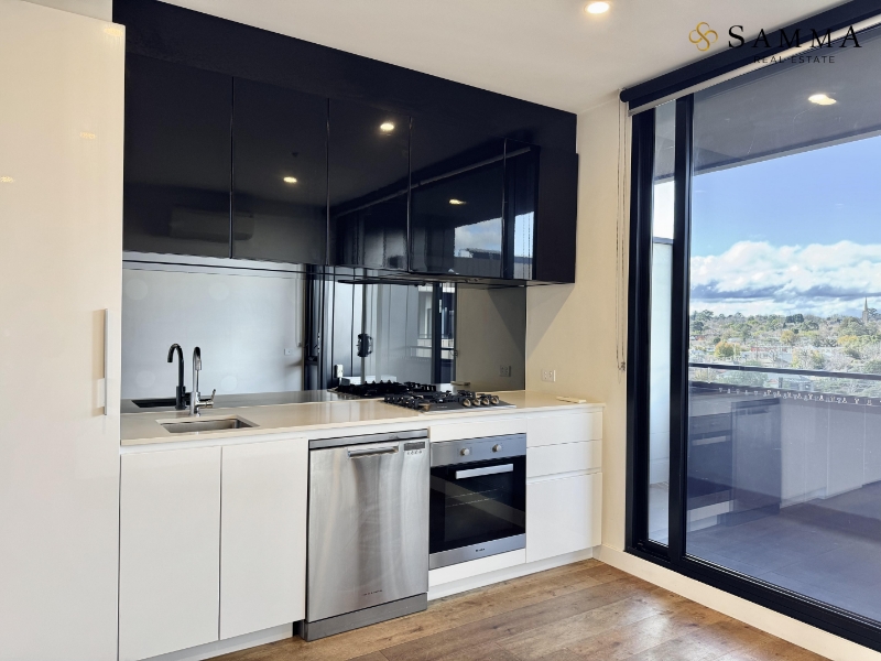 Stunning Two-Bedroom Apartment in Hawthorn – Modern Living with Ultimate Convenience at Your Doorstep