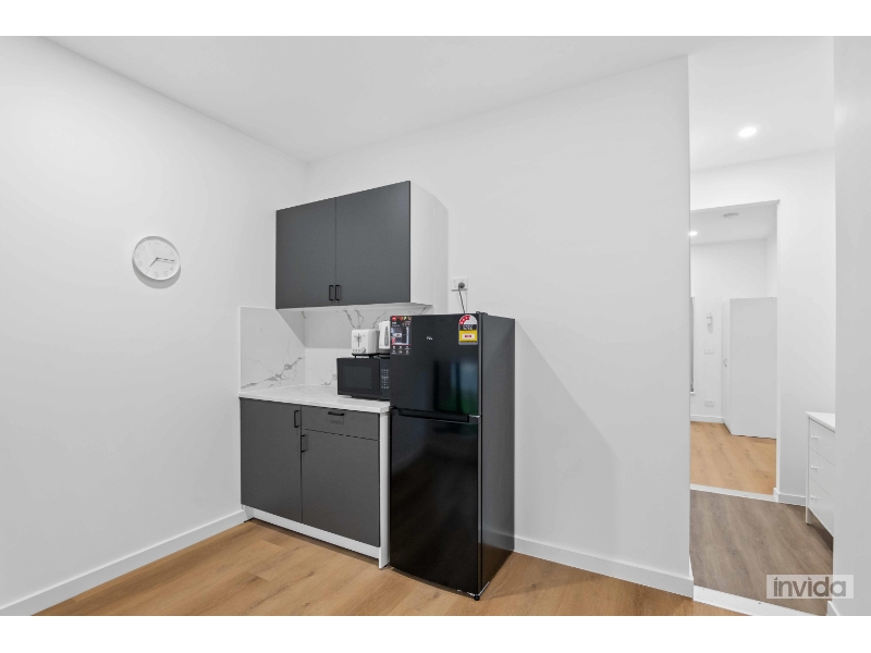 Multiple Rooms Available! Private Suite Style Rooms, Own Ensuite & Kitchenette. Power, Water & Internet Included! Move In Ready. image 8