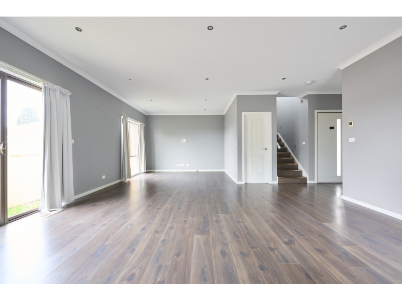 2/90 Oakwood Avenue, Noble Park Townhouse for rent Listed by Rental