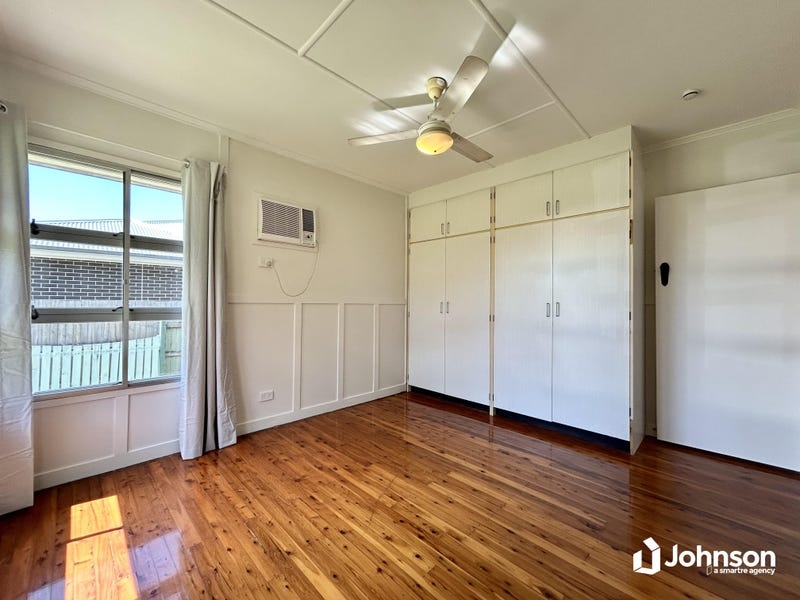 9 Crosshill Street, Leichhardt House for rent Listed by Johnson