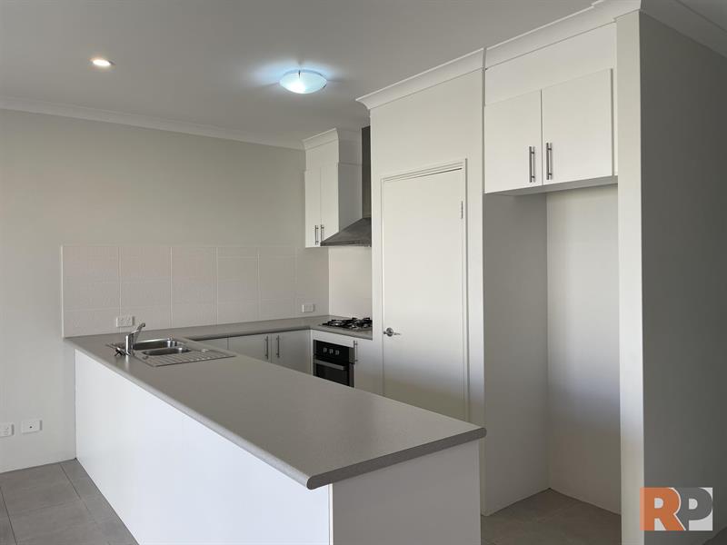 6/1 Gladstone Road, ARMADALE Apartment for rent Listed by Connie