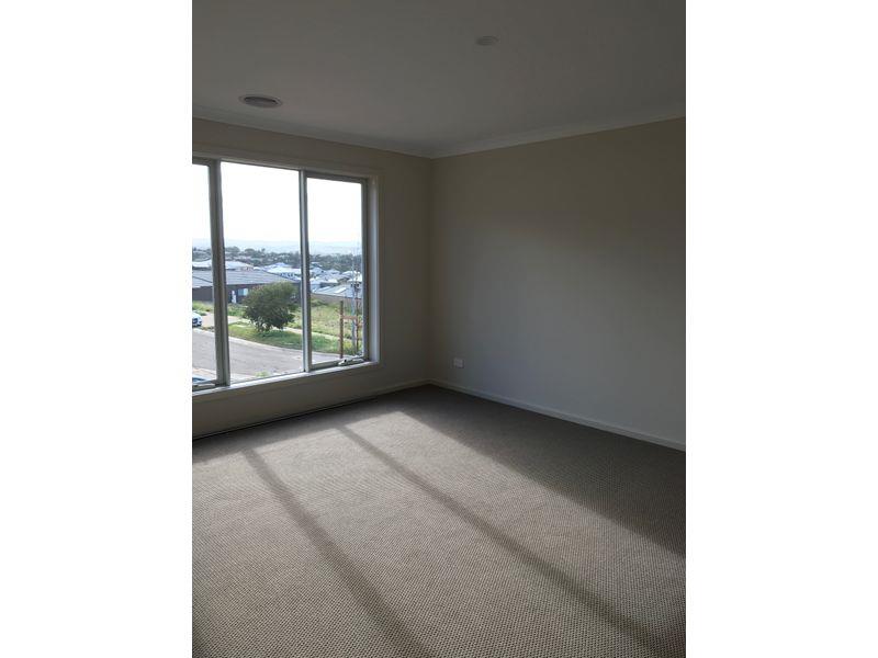 17 Gabriel Grove, DARLEY House for rent Listed by Kavinda Kudage Don