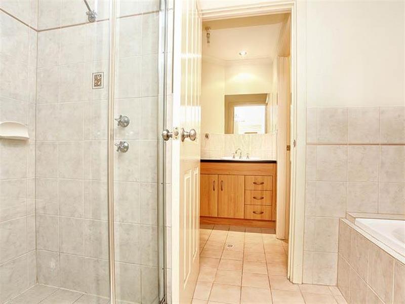 4A Trinity Circuit, Mawson Lakes House for rent Listed by of D B