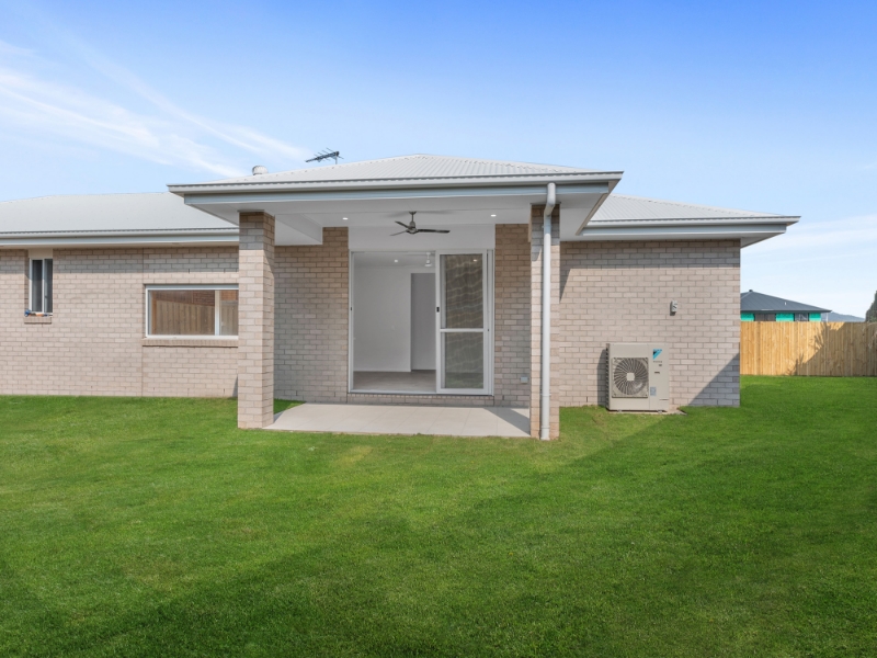 39 Gillies Way, South Ripley House for rent Listed by Mary Cochran of