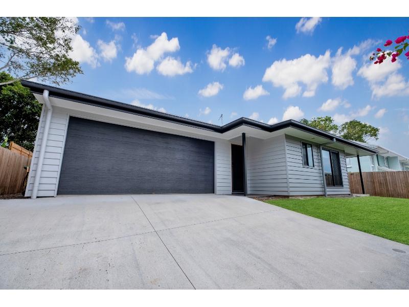 25 Vernon St Nambour QLD 4560