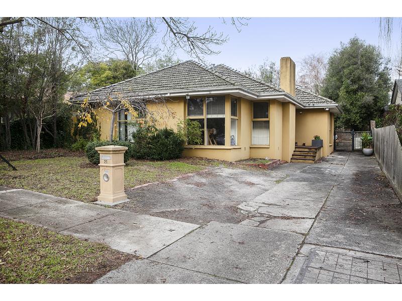 21 Watson Street Frankston South VIC 3199