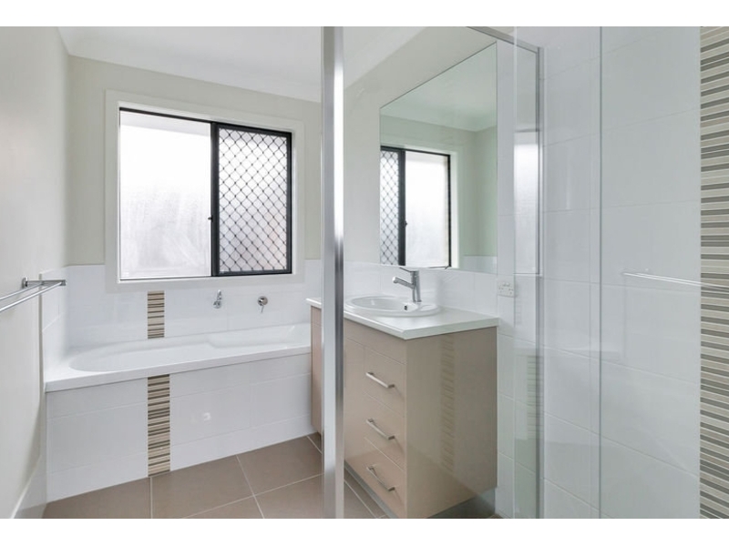 9 Huxley Street, Redbank Plains House for rent Listed by Mary Lako of