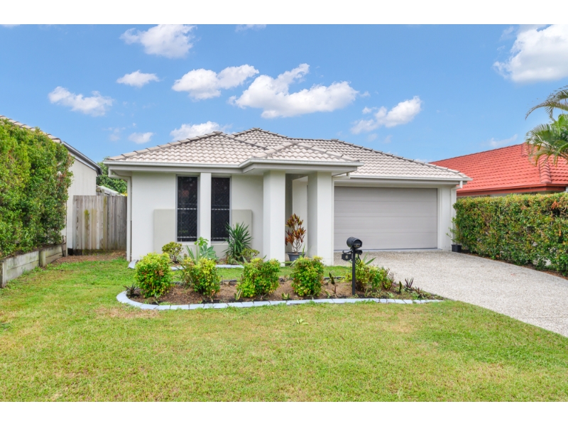 6 Highcliff Cres, North Lakes House for rent Listed by Leasing