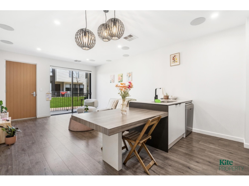 24 Albany Lane Port Adelaide SA 5015