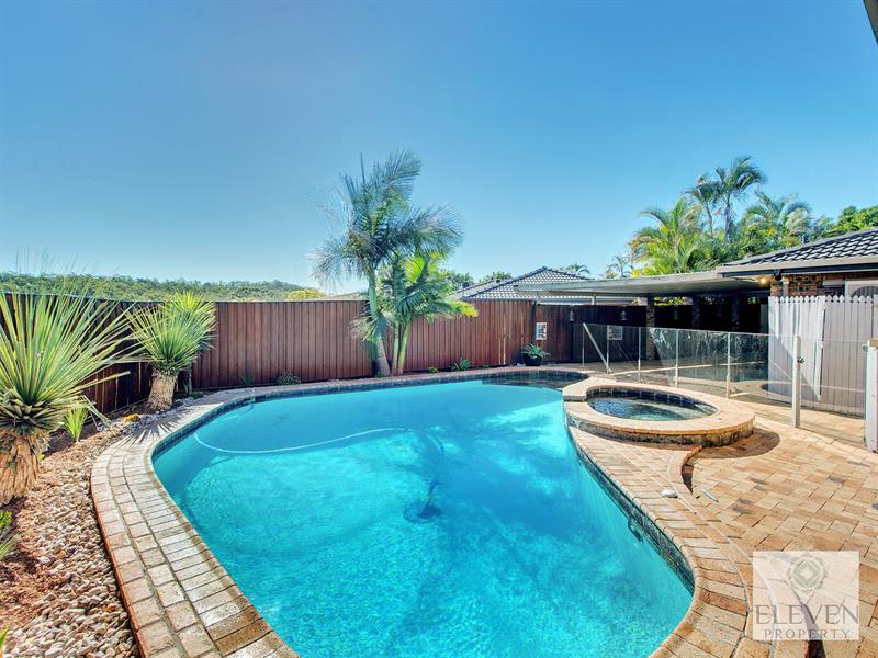 4 Wyncroft Street Holland Park QLD 4121