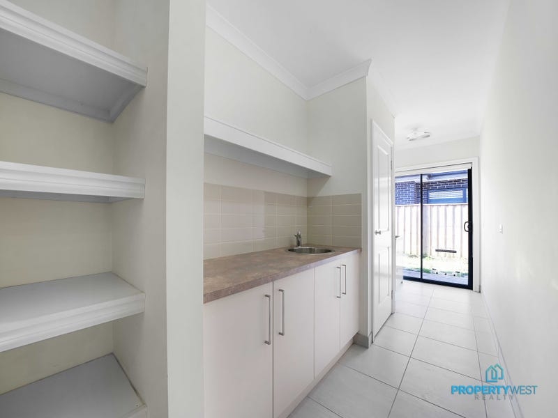 28 Lauriston Drive, EYNESBURY House for rent Listed by Jacob Brown of