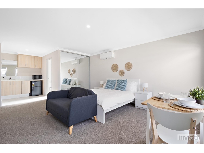 Private, Locakable, Bright Room In A Brand New Built Shared House Near The Coast. image 4