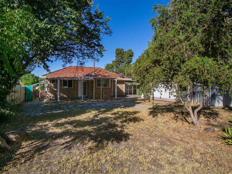 7 Boxley Place, LANGFORD House for rent Listed by Angela Watkins of