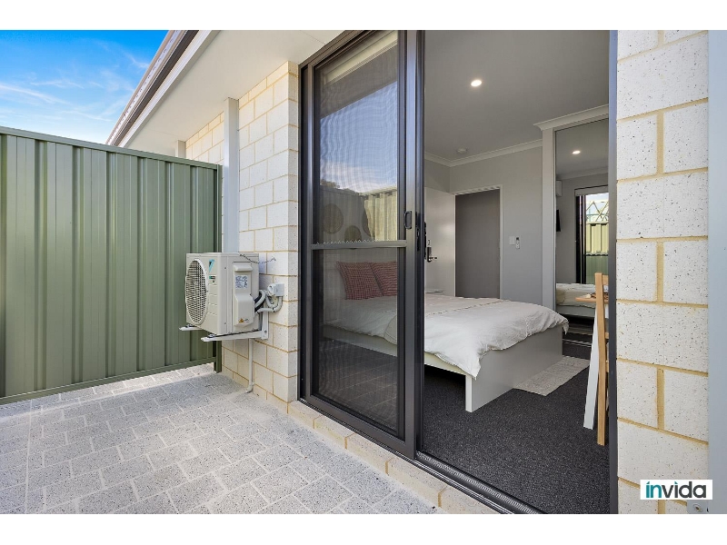 Private & Fully Furnished Room With Ensuite Room In A Brand-New Shared House - Utilities & Internet Included! image 5