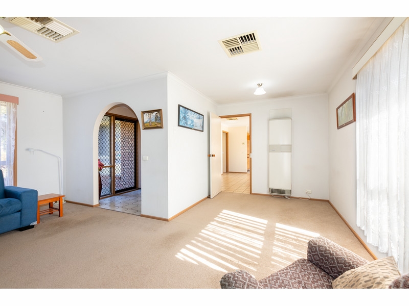 10 Park View Close, Wodonga House for rent Listed by Kaly Smith of