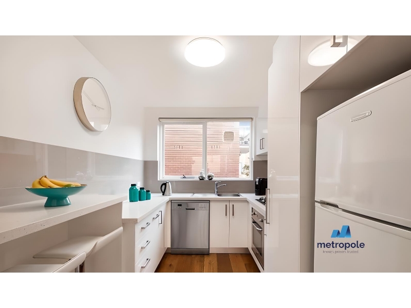 6/14 Mitford Street ST KILDA VIC 3182