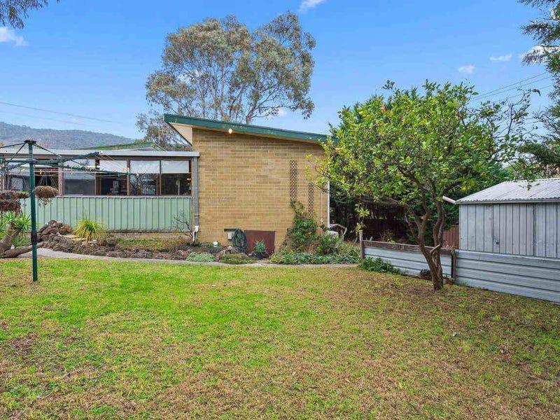 89 Forest Road, FERNTREE GULLY House for rent Listed by Edy Chandra