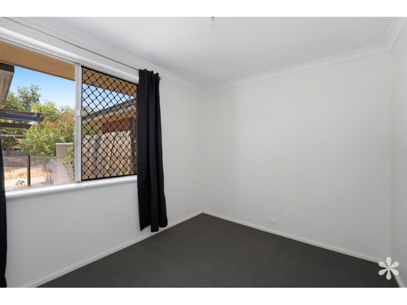 13A Parkview Parade, REDCLIFFE Townhouse for rent Listed by Michele