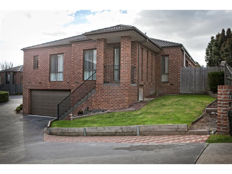 11/5 Serra Close Langwarrin VIC 3910