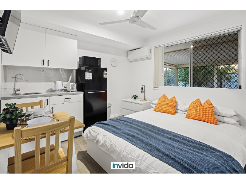 Hassle - Free, Private Living In A Bellmere Shared House: Internet And Bills Included In Rent! Enjoy The Comfort Of Your Own Ensuite! image 1