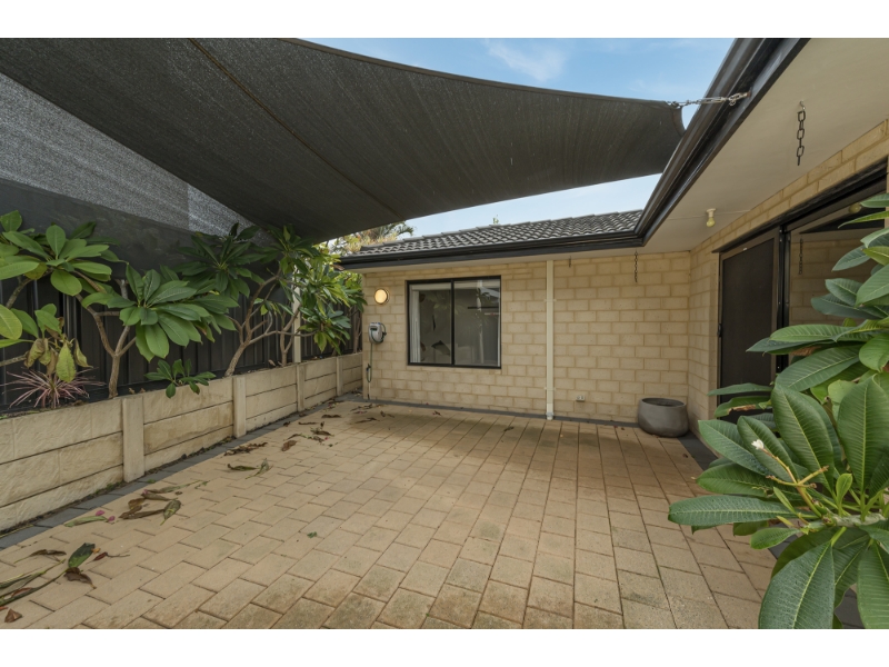4 Dongara Street, INNALOO House for rent Listed by Jannine Cole of