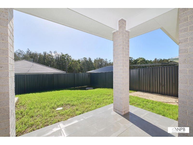 19a Tiger Quoll Drive, Lake Cathie Townhouse for rent Listed by