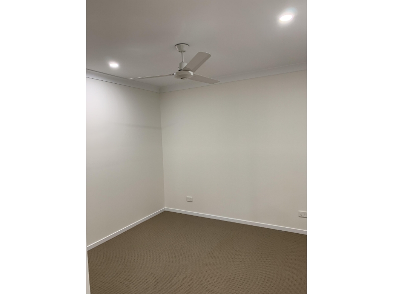 2/13 Langley Close, Redbank Plains Townhouse for rent Listed by Diane