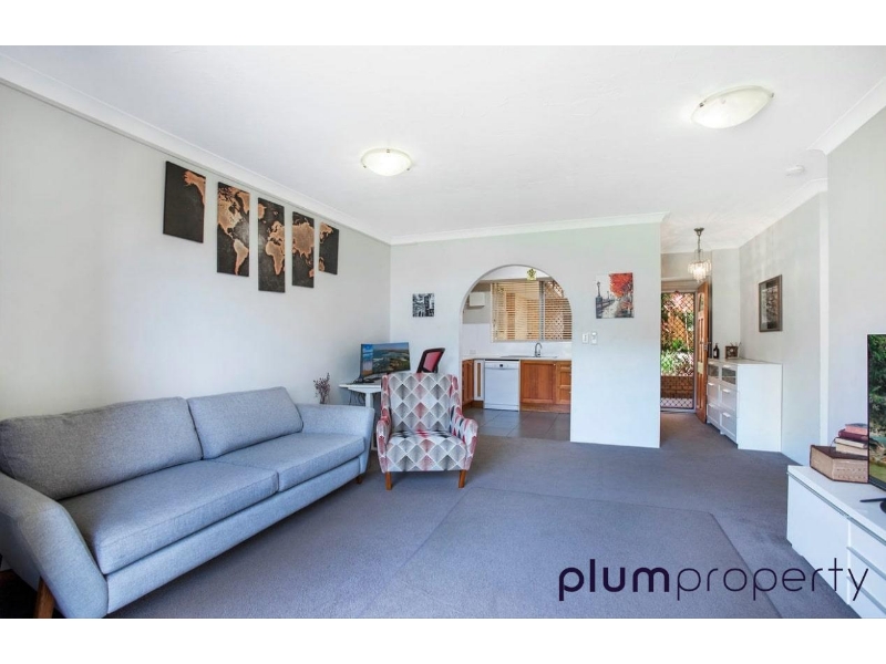 2/52 Sisley Street St, St Lucia Apartment for rent Listed by Deb