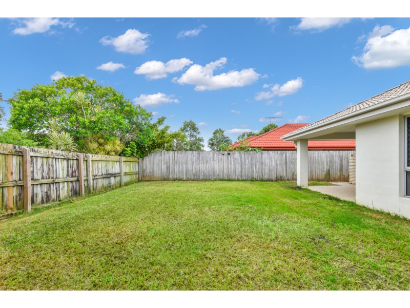 6 Highcliff Cres, North Lakes House for rent Listed by Leasing