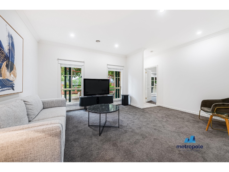 2/39 Marlborough Street BENTLEIGH EAST VIC 3165